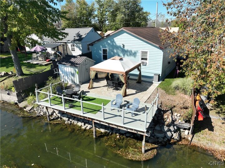 Property Photo:  23 Manhattan Park Drive  NY 13132 