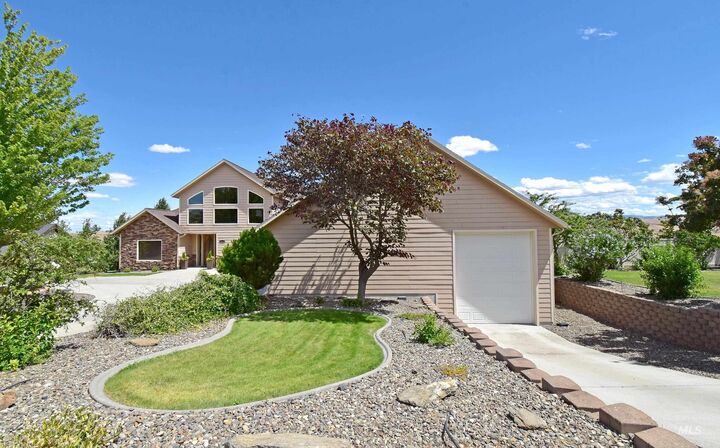 Property Photo: 3315 Michael Drive WA 99403