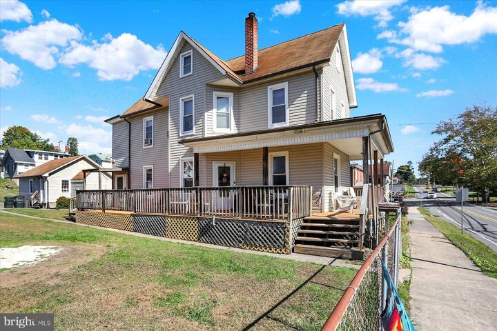 Property Photo: 795 State Street PA 17061