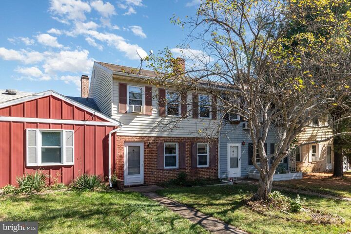 7103 Salem Park Circle  Mechanicsburg PA 17050 photo