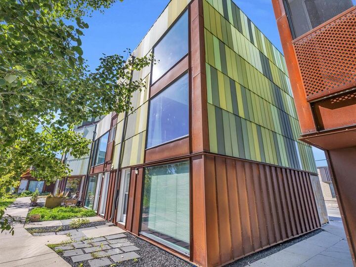 Property Photo:  791 Wall Street  MB R3G 2T6 