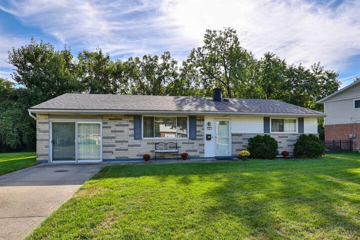 Property Photo: 107 Harter Avenue OH 45246
