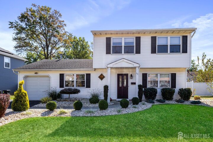 11 Marie Lane  Edison NJ 08817 photo