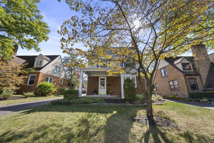 Property Photo:  53 W Dunedin Road  OH 43214 
