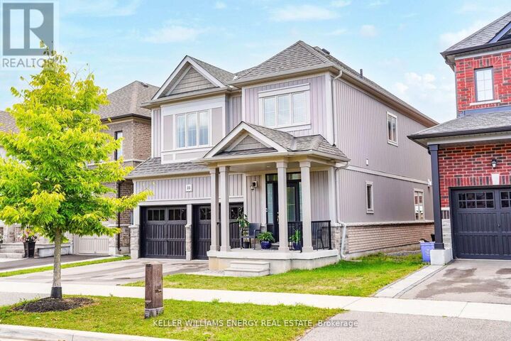 Property Photo:  23 Crombie Street  ON L1C 4A1 