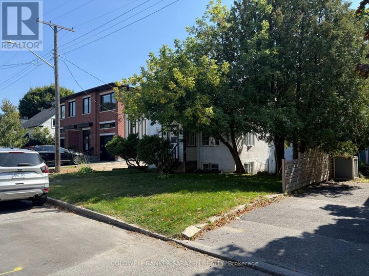 Property Photo:  320 Westhill Avenue  ON K1Z 7H6 