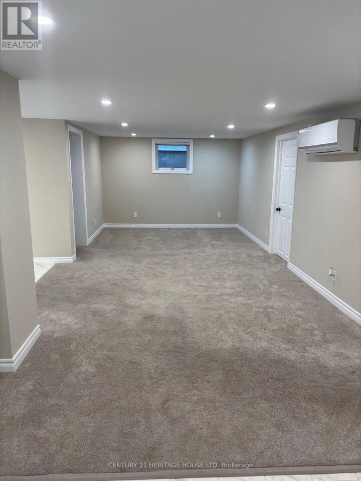 Property Photo:  11 Barnes Street  ON N5R 2V3 