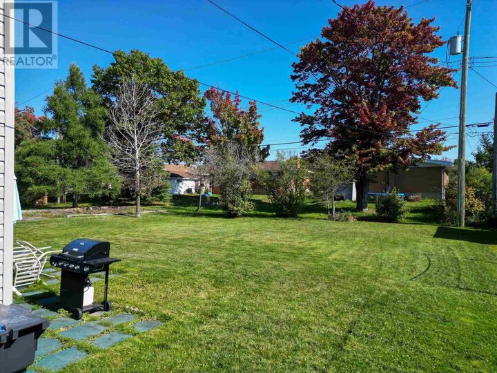 Property Photo:  520 Wilson St  ON P6B 2L3 