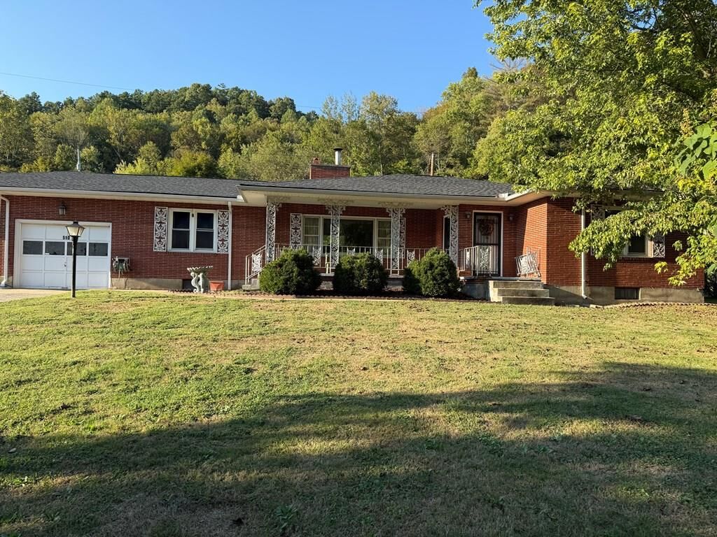 Property Photo: 510 Maple Street KY 41465