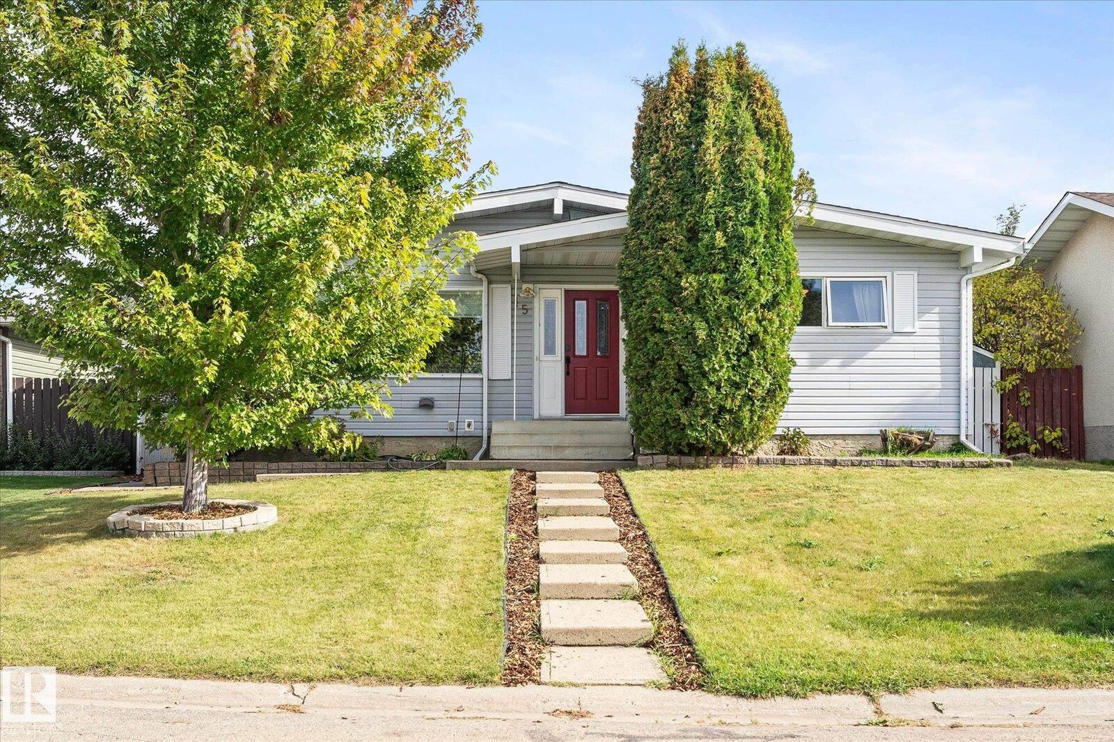 Property Photo: 15 Maligne Drive AB T9G 1P7