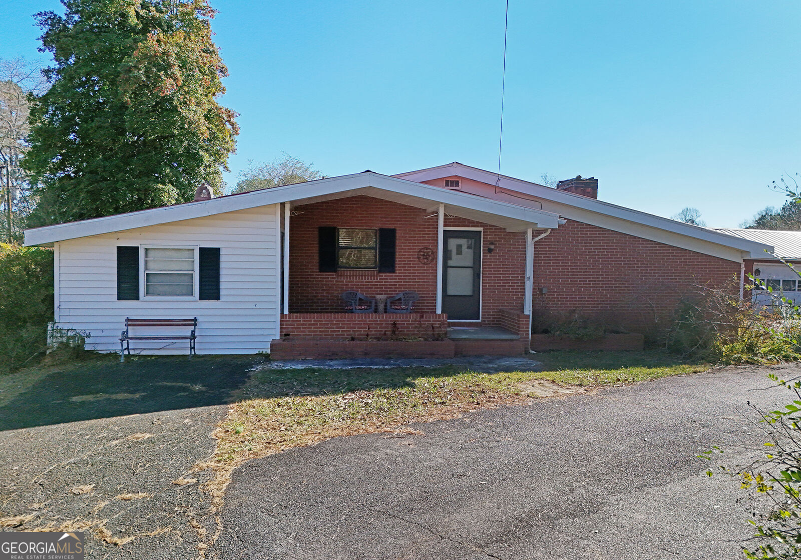 Property Photo: 33 Dover Road GA 30512