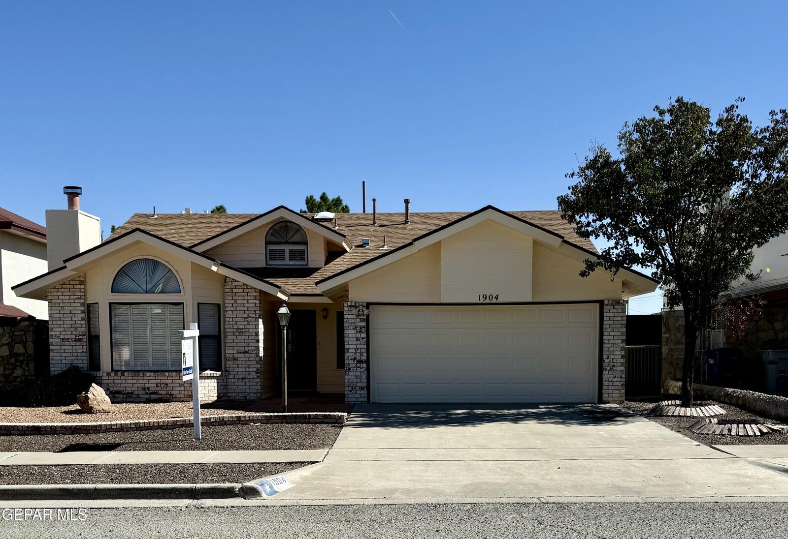 Property Photo: 1904 Ralph Janes Place TX 79936