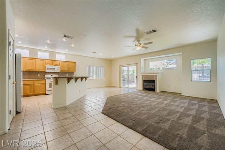 Property Photo: 3203 Stratford Hall Court NV 89135