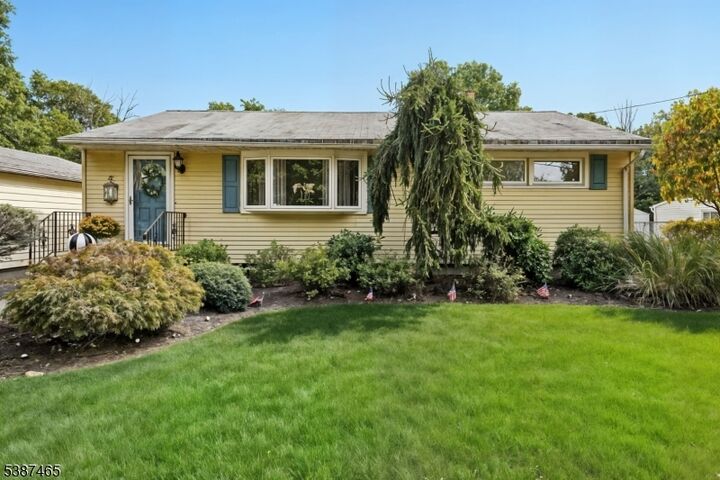 Property Photo: 72 Alexander Ave NJ 07054