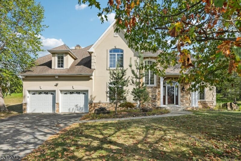 Property Photo:  4 Forest Hill Dr  NJ 07470 
