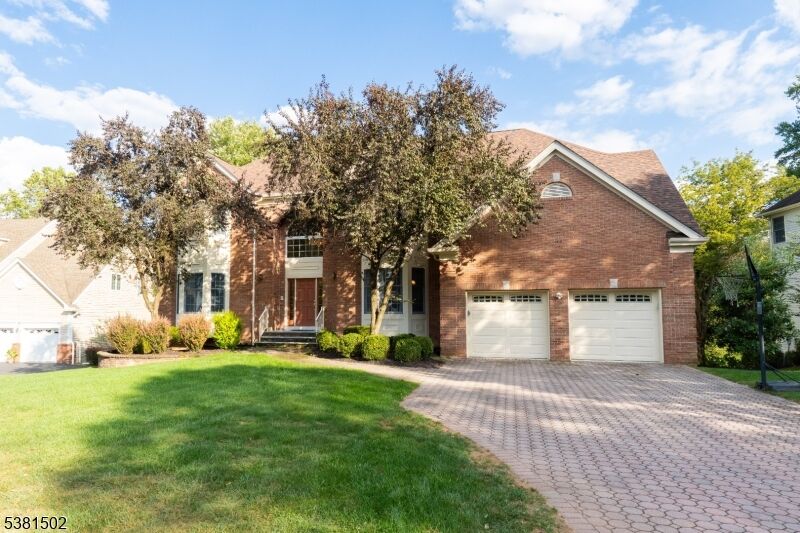 Property Photo:  18 Beacon Crest Dr  NJ 07920 