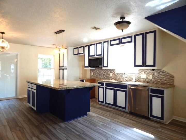 Property Photo:  4021 Magnolia Drive  TX 77302 