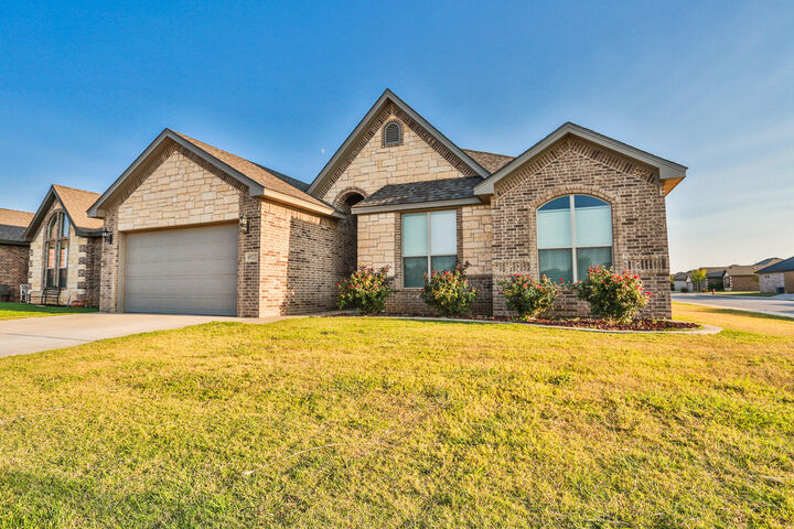 Property Photo: 6023 95th Street TX 79424