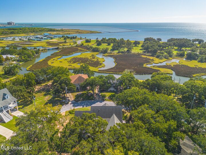 Property Photo:  726 Wiggins Circle  MS 39581 