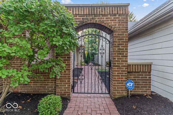 Property Photo: 11977 Waterford Lane IN 46033