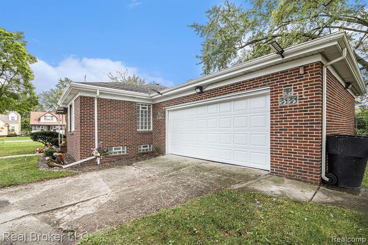 Property Photo: 14480 Wade Street MI 48213 2053