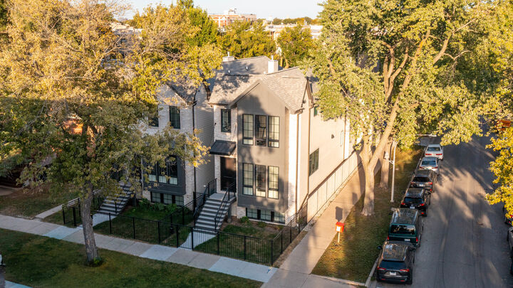 Property Photo: 2501 N Sawyer Avenue IL 60647