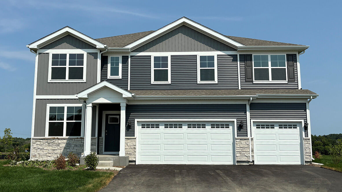 Property Photo: 1282 Tiger Lily Drive IL 60103