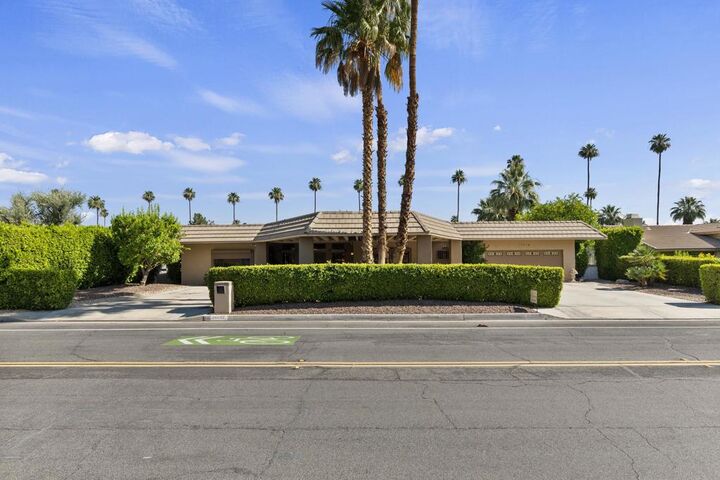 Property Photo: 73880 Grapevine Street CA 92260