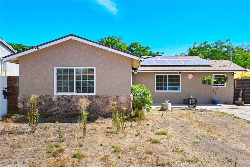 Property Photo:  8621 Cypress  CA 92335 