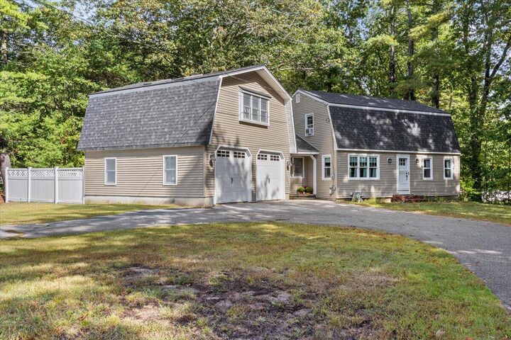 Property Photo:  19 Old Alewive Road  ME 04043 