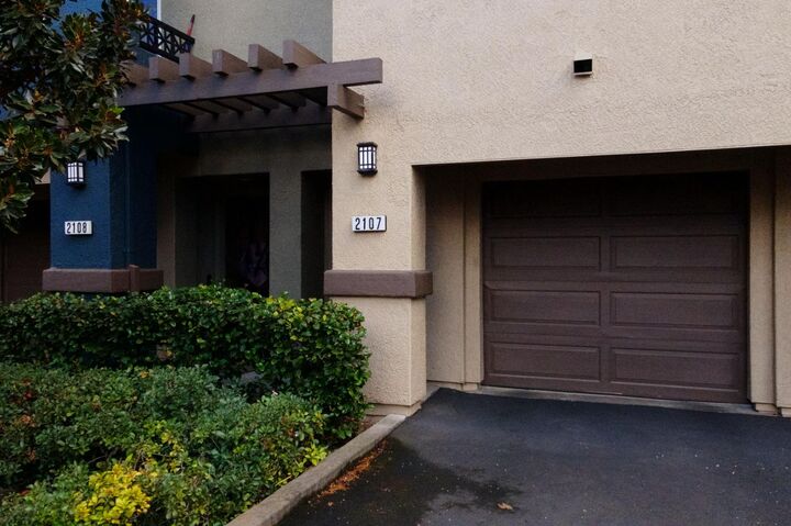 Property Photo:  2001 Club Center Drive 2107  CA 95835 