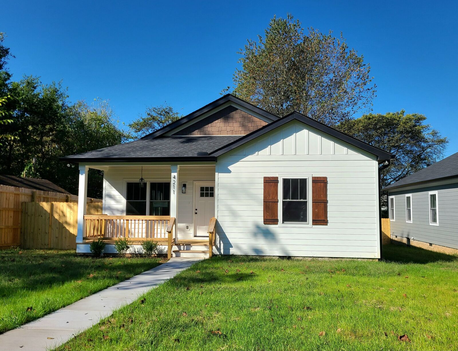 Property Photo:  4211 Woods St  TN 37138 