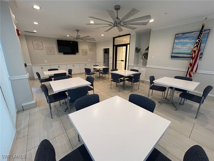 Property Photo:  180 Seaview Court 212  FL 34145 