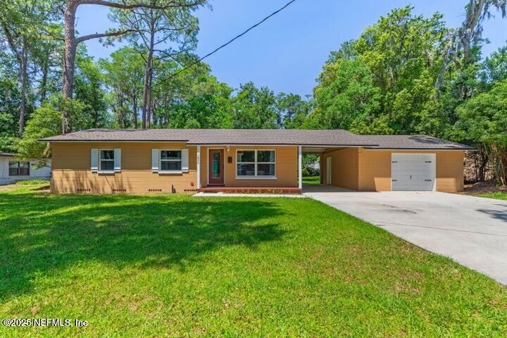 Property Photo:  1826 Ryar Road  FL 32216 