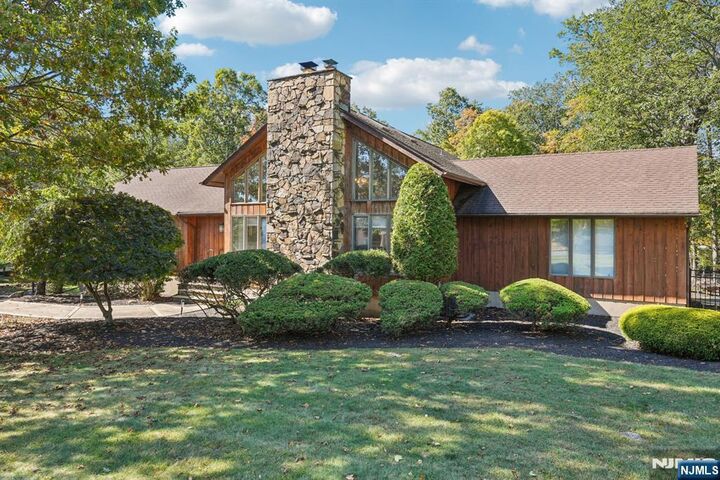 Property Photo:  766 Natures Way  NJ 07417 