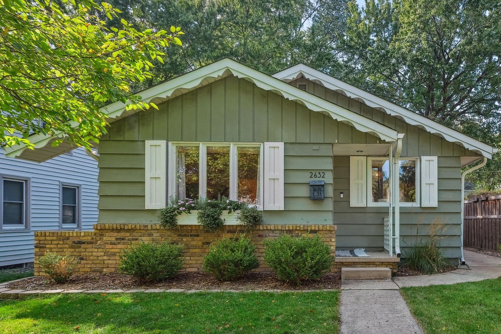 Property Photo:  2632 Idaho Avenue S  MN 55426 