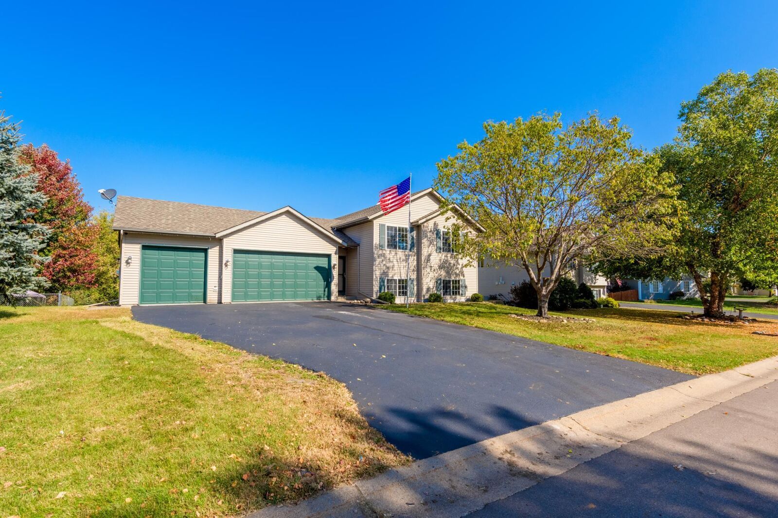 Property Photo: 4781 Aspen Street MN 55031