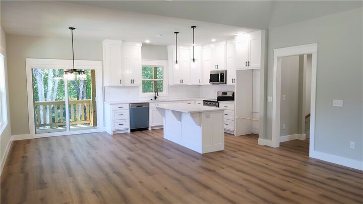 Property Photo:  6 Marionet Circle  AR 72714 