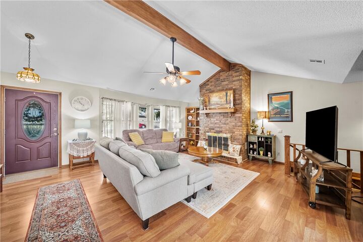 Property Photo:  1321 Quail Run Circle  AR 72712 