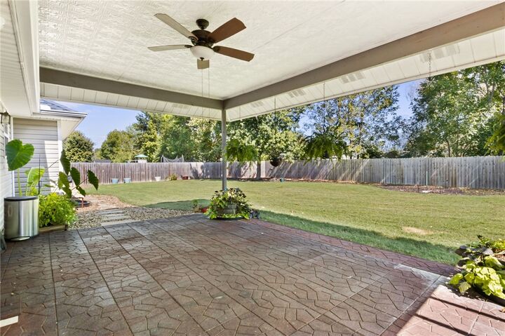 Property Photo:  1314 Middlefork Road  AR 72727 