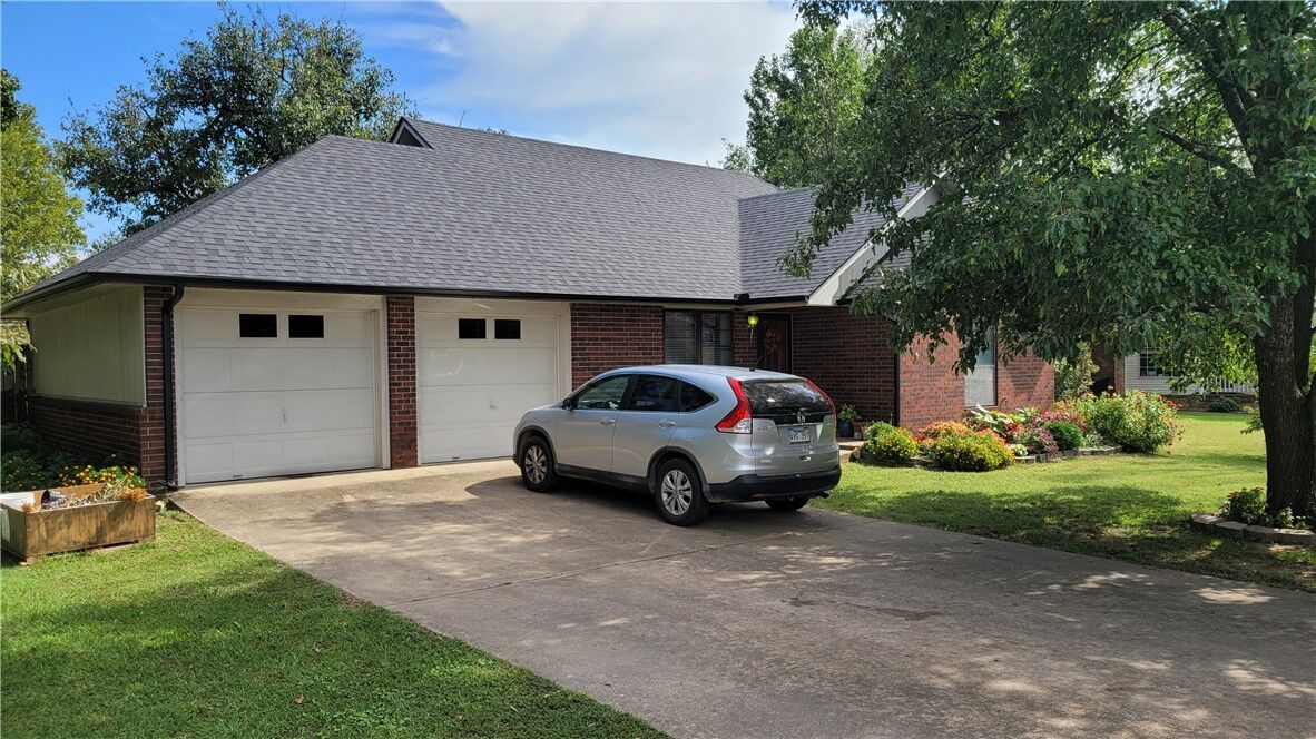 Property Photo:  22642 Oakview Road  AR 72761 
