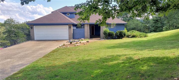 832 Atalanta Drive  Rogers AR 72756 photo