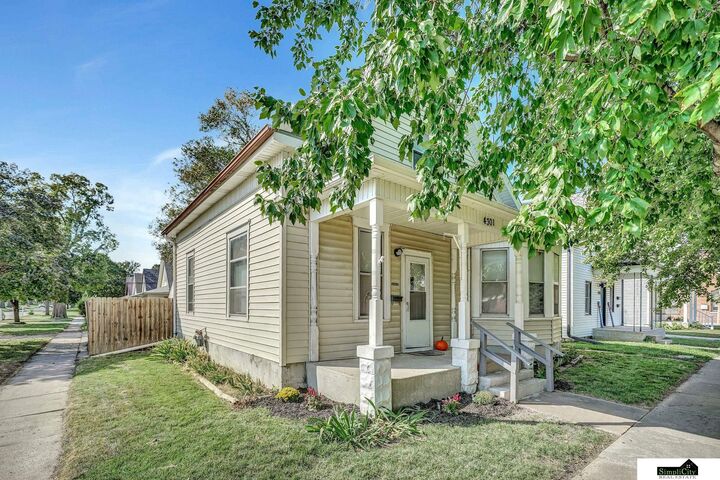 Property Photo:  4301 N 61 Street  NE 68507 