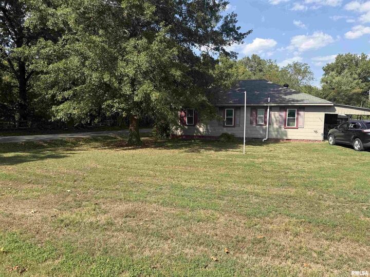 Property Photo:  908 S Pope Street  IL 62812 