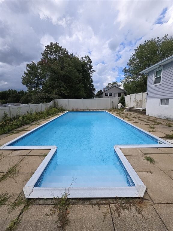 Property Photo:  11 Woodland Hts  MA 01082 