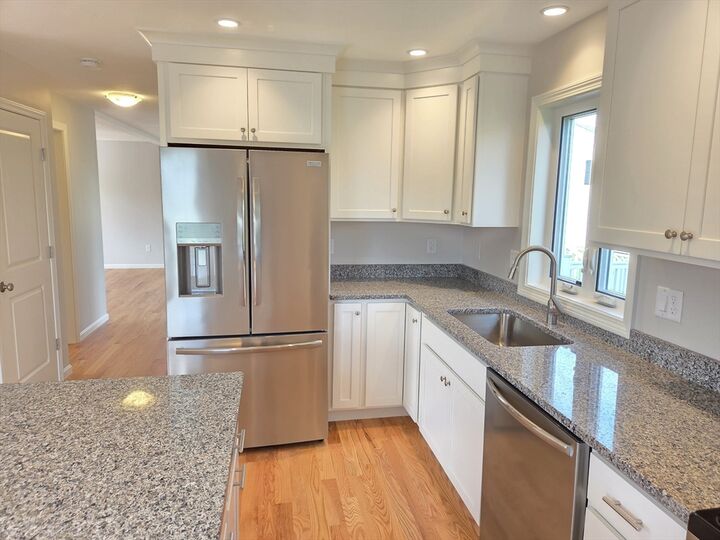 Property Photo:  39 Kelly Lane  MA 01904 