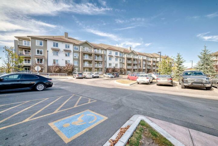 Property Photo:  6118 80 Avenue NE 3109  AB T3J 0S6 