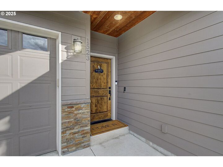 Property Photo: 1523 NW 25th Ave WA 98604