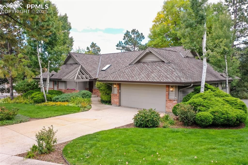 Property Photo:  215 Hidden Creek Drive  CO 80906 