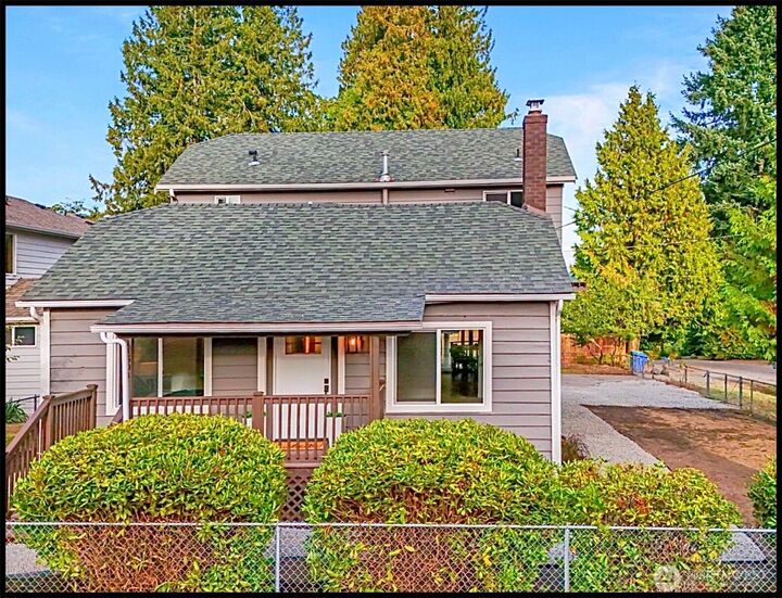 Property Photo:  11504  Sand Point Way NE  WA 98125 